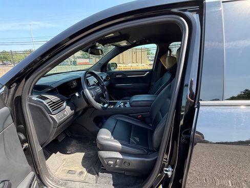 Used 2024 GMC Acadia Elevation w/ LPO, Floor Liner Package FWD image 7