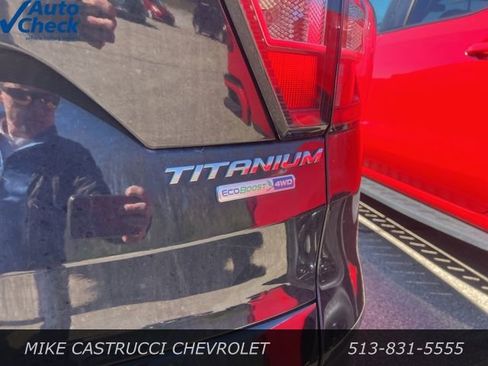 Used 2018 Ford Escape Titanium image 5