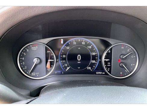 Used 2023 Buick Enclave Premium w/ LPO, Touring Package AWD/4WD image 13
