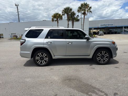 Used 2018 Toyota 4Runner Limited RWD image 6