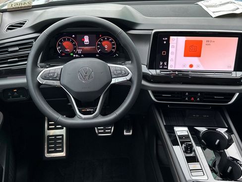 New 2025 Volkswagen Atlas Peak Edition SE AWD/4WD image 14