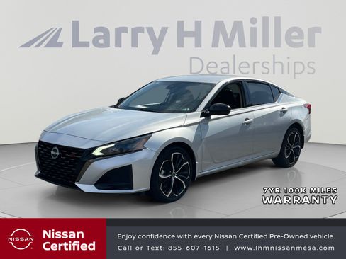 Certified 2023 Nissan Altima 2.5 SR AWD/4WD image 1