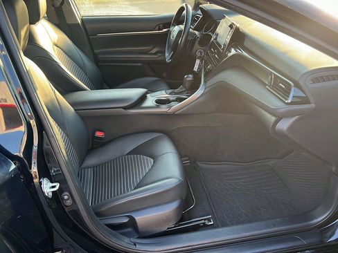 Used 2023 Toyota Camry SE image 13