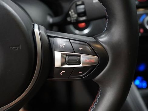 Used 2018 BMW M4 Coupe RWD image 22