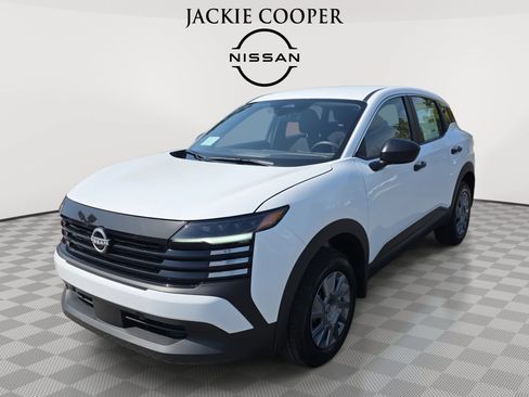 Used 2026 Nissan Kicks S FWD image 1