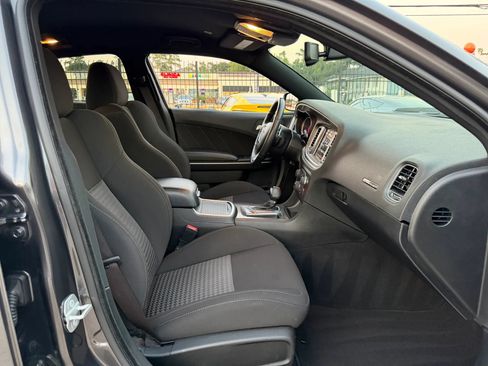 Used 2022 Dodge Charger R/T RWD image 20