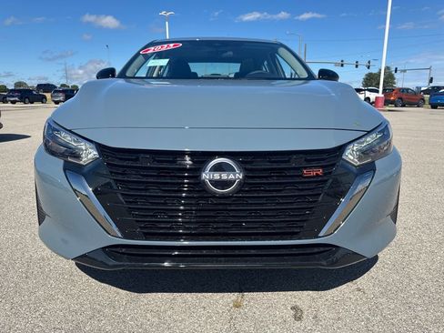 New 2025 Nissan Sentra SR w/ SR Premium Package image 9