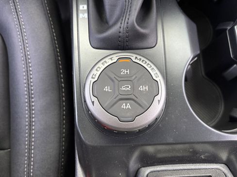 New 2026 Ford Bronco Badlands image 29