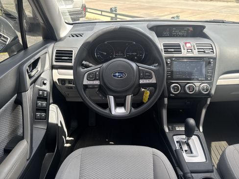 Used 2018 Subaru Forester 2.5i Premium AWD/4WD image 11
