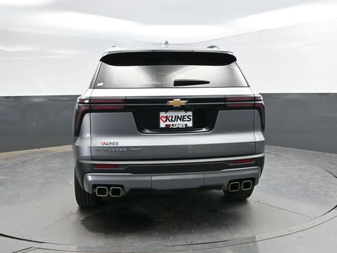 Used 2024 Chevrolet Traverse LT AWD/4WD image 6
