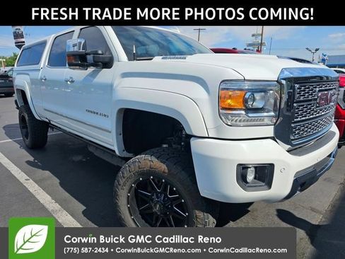Used 2019 GMC Sierra 2500 Denali w/ Duramax Plus Package AWD/4WD image 2