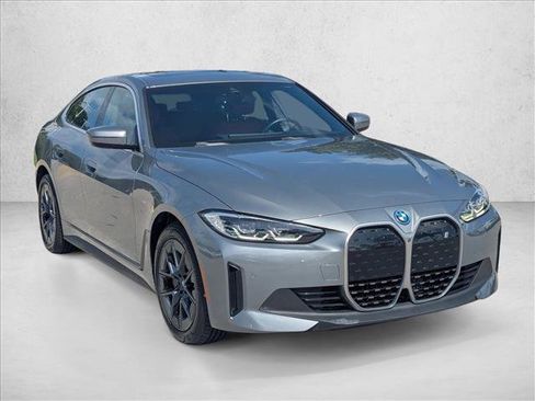 Certified 2023 BMW i4 eDrive40 w/ Premium Package RWD image 3