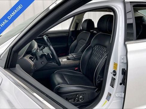 Used 2021 Genesis G90 3.3T Premium AWD/4WD image 8