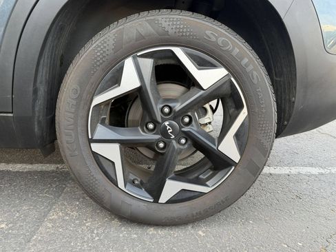 Used 2025 Kia Seltos S FWD image 29