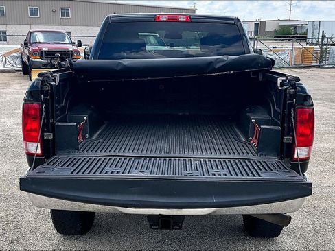 Used 2017 RAM 2500 Tradesman w/ Chrome Appearance Group AWD/4WD image 18