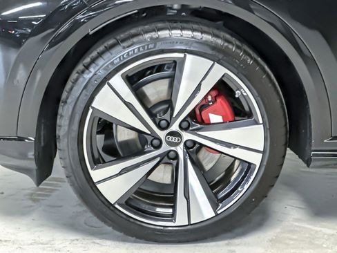 New 2025 Audi SQ5 Premium Plus image 25