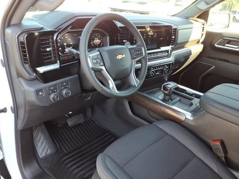 New 2026 Chevrolet Silverado 1500 LT w/ All Star Edition Plus AWD/4WD image 5