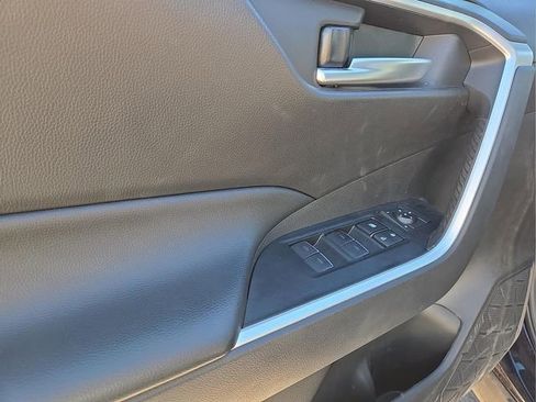 Used 2024 Toyota RAV4 XLE Premium image 20