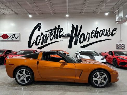 Used 2007 Chevrolet Corvette Coupe w/ Preferred Equipment Group RWD image 9