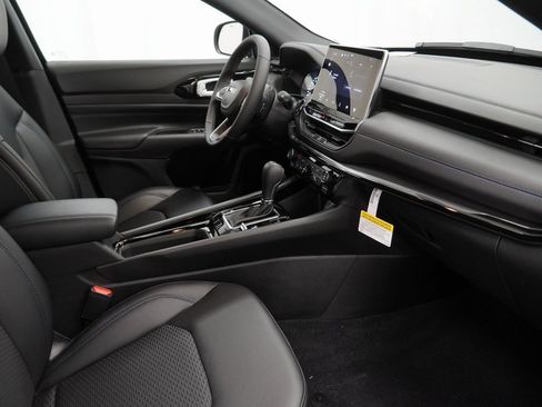 New 2026 Jeep Compass Latitude image 34