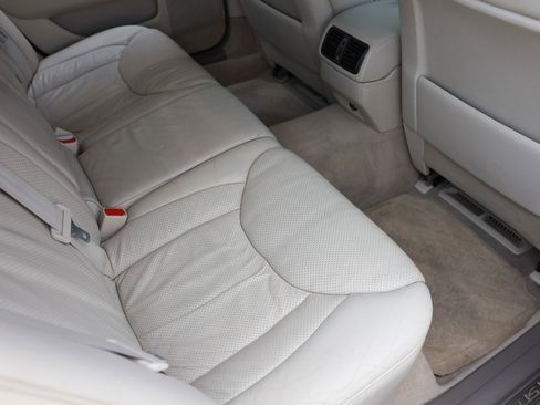 Used 2002 Lexus LS 430 image 15