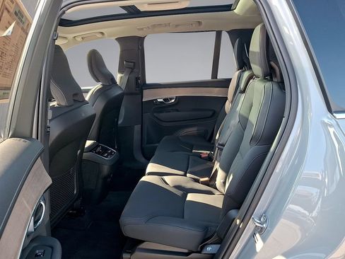 Certified 2026 Volvo XC90 B6 Plus AWD/4WD image 26