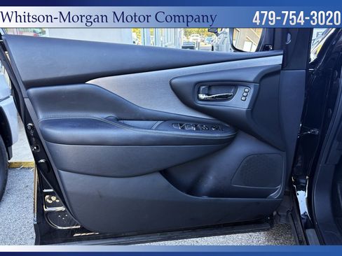 Used 2024 Nissan Murano SL image 11