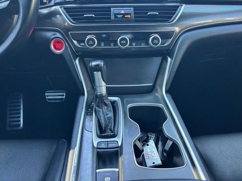 Used 2018 Honda Accord Sport image 24