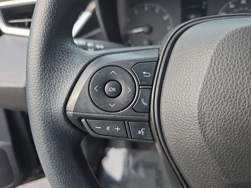 Used 2023 Toyota Corolla LE image 16