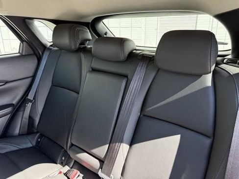 New 2025 MAZDA CX-30 AWD 2.5 S w/ Select Sport Pkg image 19