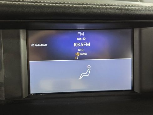 Used 2018 INFINITI QX30 AWD image 14