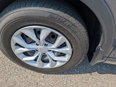 Used 2024 Honda CR-V LX image 15