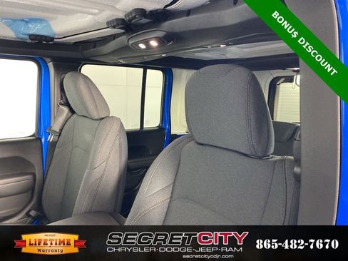 New 2026 Jeep Wrangler Unlimited Sport image 10