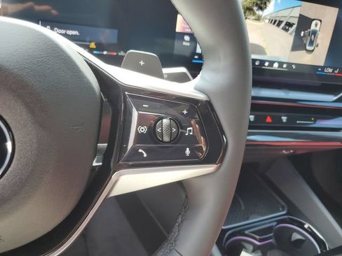 Used 2026 BMW 530i RWD image 27