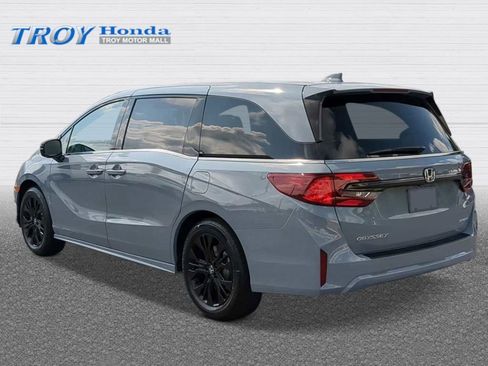 New 2026 Honda Odyssey Sport-L image 3