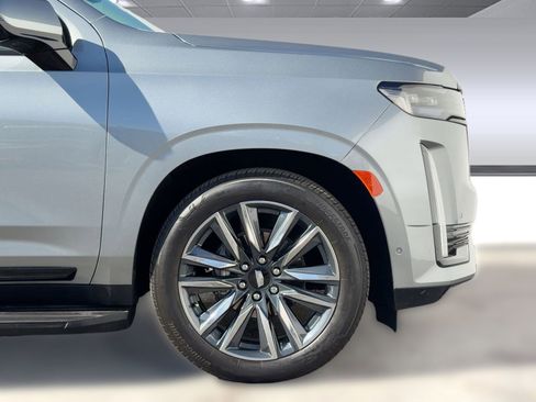 Certified 2024 Cadillac Escalade Sport Platinum image 10