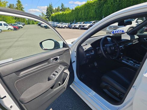 Used 2023 Honda Civic Sport image 21