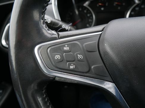 Used 2019 Chevrolet Equinox LT image 21