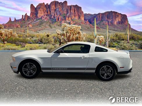 Used 2011 Ford Mustang Premium w/ 201A Rapid Spec Order Code image 3
