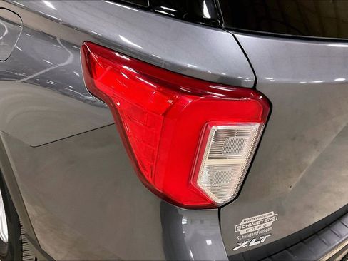 Certified 2022 Ford Explorer XLT w/ Equipment Group 202A AWD/4WD image 28