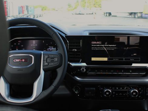 New 2026 GMC Sierra 1500 SLT w/ SLT Premium Plus Package image 25