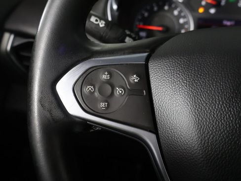 Used 2023 Chevrolet Traverse LT AWD/4WD image 40