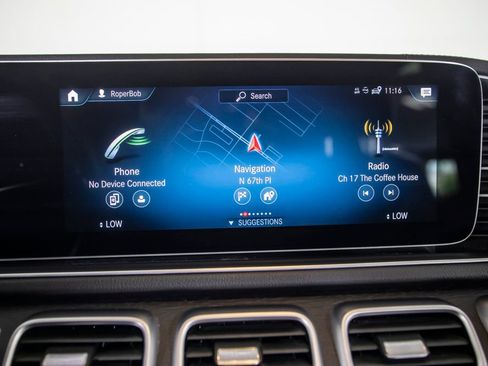 Used 2021 Mercedes-Benz GLS 450 4MATIC image 39