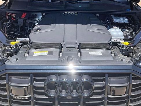 Used 2023 Audi Q7 2.0T Premium Plus w/ Premium Plus Package AWD/4WD image 9