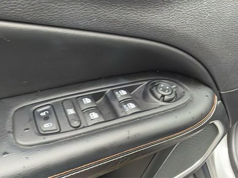 Used 2019 Jeep Compass Latitude w/ Cold Weather Group image 14