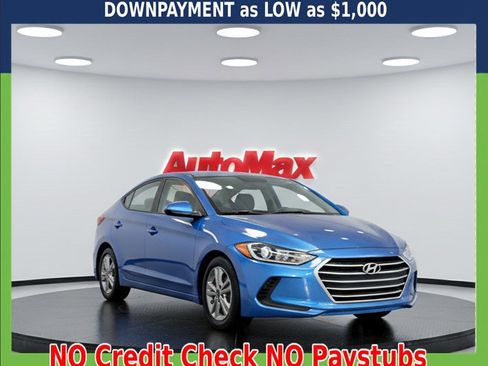 Used 2017 Hyundai Elantra SE image 1