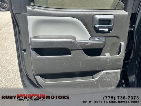 Used 2018 Chevrolet Silverado 1500 W/T w/ Trailering Package AWD/4WD image 17