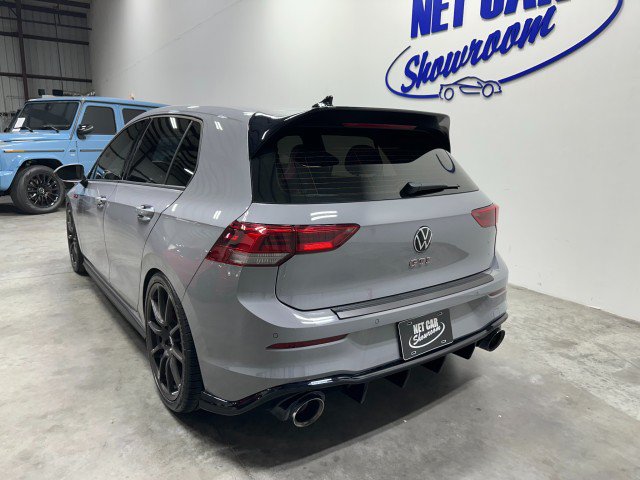 Used 2024 Volkswagen GTI SE FWD image 11