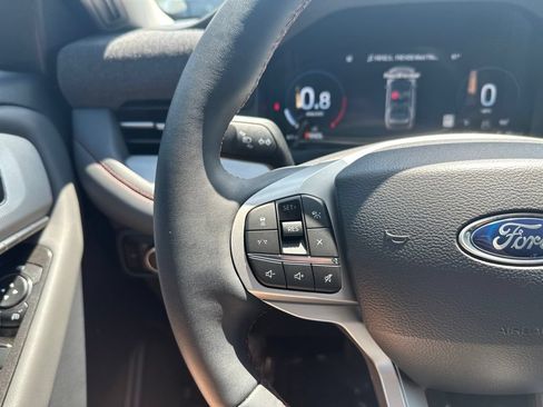 New 2026 Ford Explorer Active w/ Active Comfort Package AWD/4WD image 20