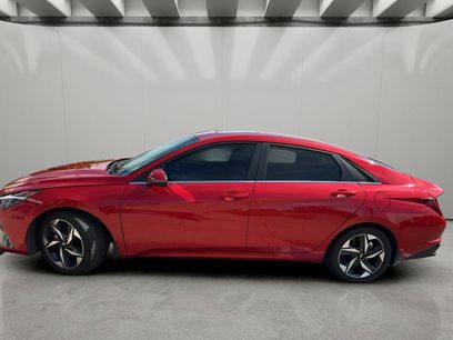 Used 2022 Hyundai Elantra SEL w/ Convenience + Premium Package